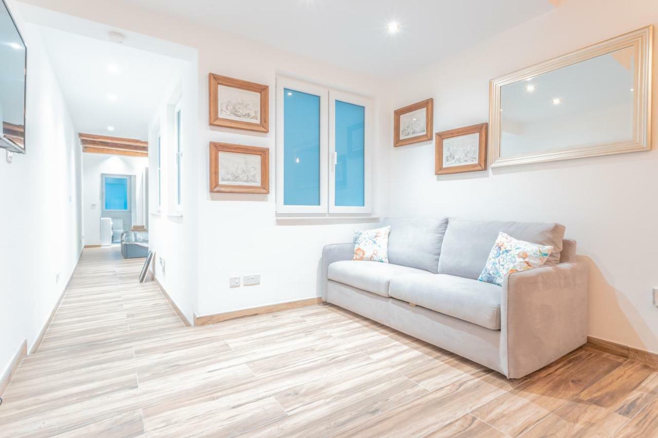 Gunpost Suite Valletta Luaran gambar